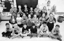 3rd Grade students in Selina Ludolph’s class wish all the Mothers and Grandmothers a Happy Mothers Day!! They made a special project for them, a special thanks to Slayton Building Materials for donating supplies.
