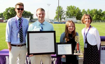 Grant Harms, Elementary Principal Patrick Freeman, Brielle Plotz and Janese Siedschlag
