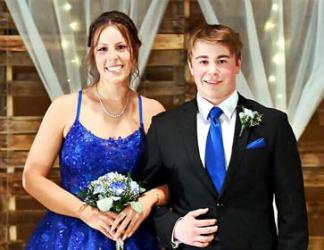 Briana Engelkes &amp; Lincoln Mellenthin