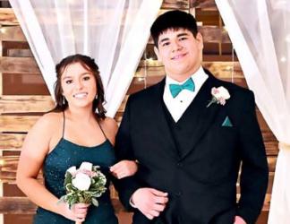 Alex Santay &amp; Lizzy Engelkes