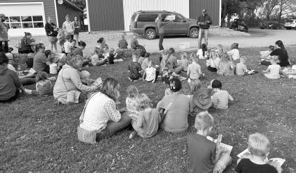 Murray County Early Childhood Initiative (ECI) held their annual fall Families Reading Every Day (FRED) event at Stonegate Apple Orchard. Kids had the opportunity to play with various toys, enjoy an apple snack, see farm animals and receive a free book.