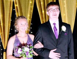 Kelli Miller &amp; Logan Mihin