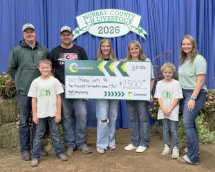 (L to R): Tony Siemonsma, Rhett Arens, Jared Arens, Morgan Arens, Kim Hause, Raina Arens, and Kerstin Thoms