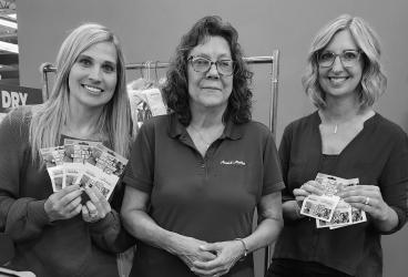 residents at Lindenwood, Sunrise Terrace and Good Samaritan Nursing Home. “We also brought cookies and doughnuts to the employees at the highway department and City of Slayton.”