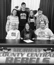 Kylie plans to major in Criminal Justice. Pictured above are Front: Joann, Kylie and Troy. Back: Sarah, Carter, Katlyn and Thomas.