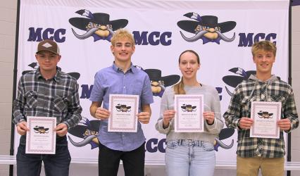 STUDENT HONOREES - JUNIORS: Keaton Giesen. Brayden Gilb, Mikayla Reith, Beckett Stelter