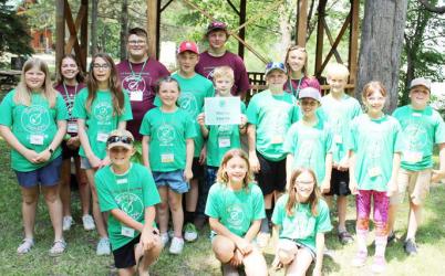 MURRAY COUNTY 4-H HOST CUPCAKE DECORATING