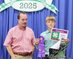 Riley Einck – Swine - Market Gilt, Intermediate Showman
