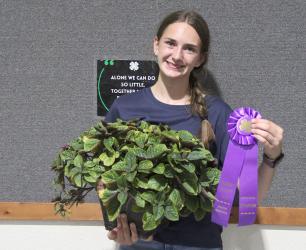 Isabela Schreier - Horticulture-Indoor Gardening