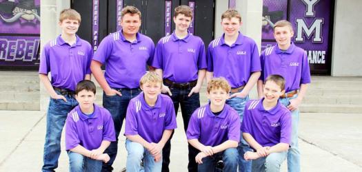 Golf Front (L to R): Jett Veldhuisen, Max Mathiason, Tristan Thompson, Gary Plotz; Back (L to R): Kaden Landsman, Gabe Jacobson, Ben Groen, Keaton Gieson, Parker Olson.