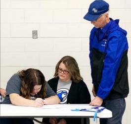 Congratulations to Ciera Tutt for signing her letter of intent to attend Minnesota West this coming fall. She will continue her education and play golf as a Blue Jay. She is pictured here with her family and Blue Jay coach Marty Rickers.