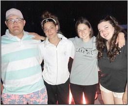 Exchange Students: Jules Magat, Sefora Garcia, Sofia Cristina &amp; Francesca Bet.