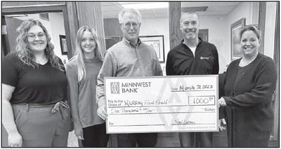 Minnwest staff is proud to support the Murray County Food Shelf. L to R. Shauna Senn, Charity Kunselman, Tim Lange (Murray County Food Shelf), Neal Everson and Misse Swanson.