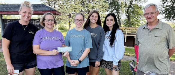 Prior to the ride on Saturday, The Friends of the Casey Jones Trail presented Wonder World with a $250 donation toward their capital campaign. Pictured (L to R): Maike Houser (Friends of Casey Jones Treasurer), Wonder World staff Kristin Petros (Director), Jessica Andert, Hannah Frisk, Gabrielle Thovson, and Myron Koets (Friends of Casey Jones President).